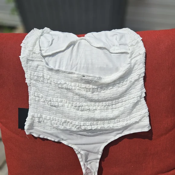 Lulu's White Halter Bodysuit - Picture 3 of 7